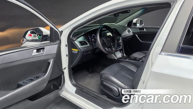 Hyundai Sonata 2017 — photo 10