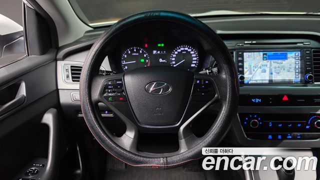 Hyundai Sonata 2017 — photo 12