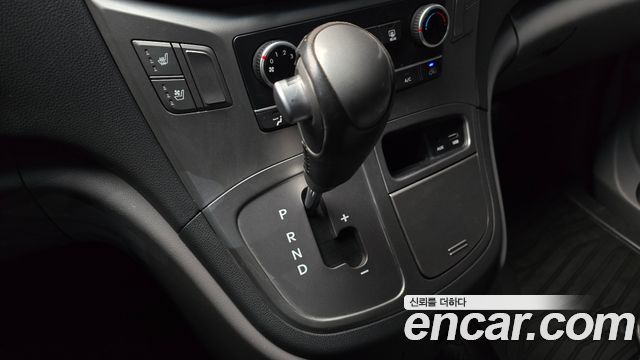 Hyundai Starex 2020 — photo 9