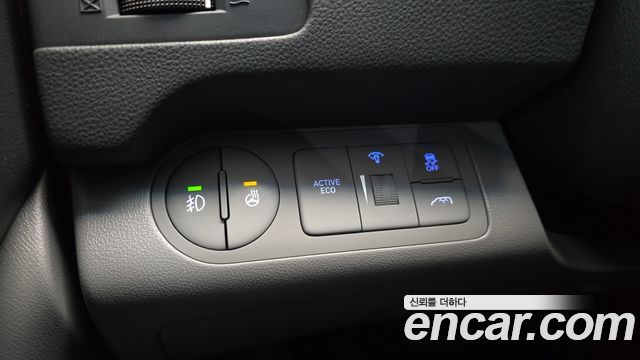 Hyundai Starex 2020 — photo 19