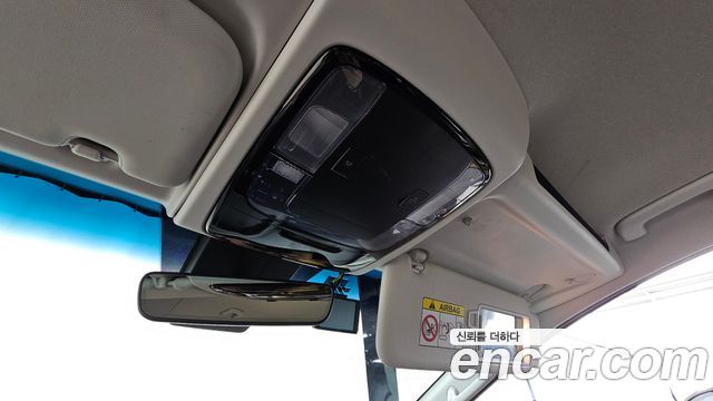 Hyundai Staria 2023 — photo 24