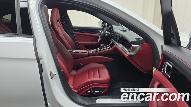 Porsche Panamera 2020 — photo 11
