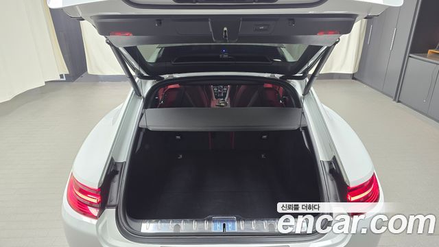 Porsche Panamera 2020 — photo 20