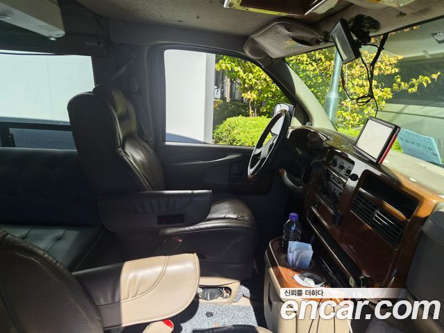 Chevrolet Chevy Van 2003 — photo 3