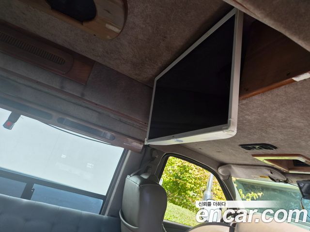 Chevrolet Chevy Van 2003 — photo 4
