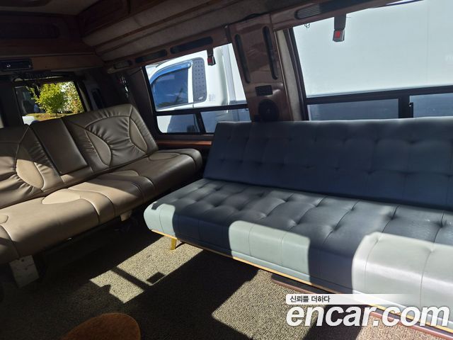 Chevrolet Chevy Van 2003 — photo 5
