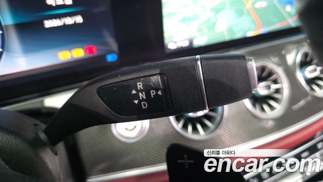 Mercedes-Benz CLS-Class 2019 — photo 12