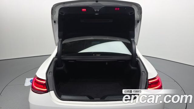 Mercedes-Benz CLS-Class 2019 — photo 26