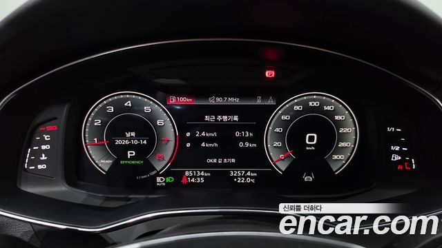 Audi A6 2022 — photo 8