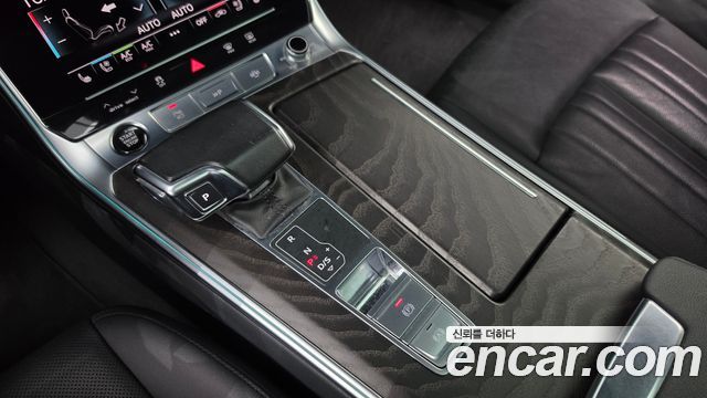 Audi A6 2022 — photo 9