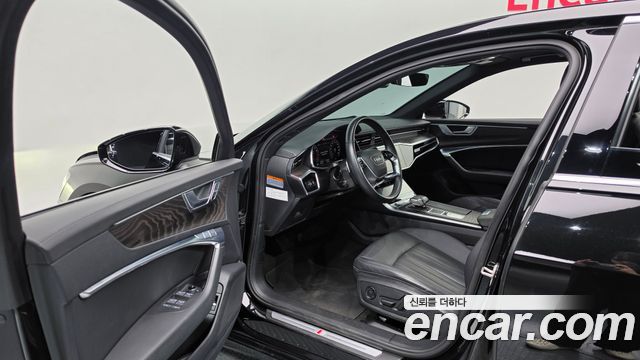 Audi A6 2022 — photo 10