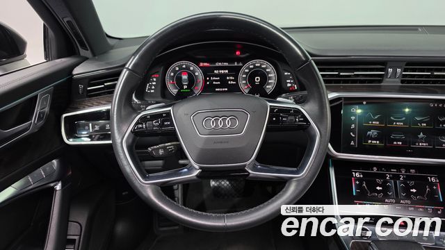 Audi A6 2022 — photo 13