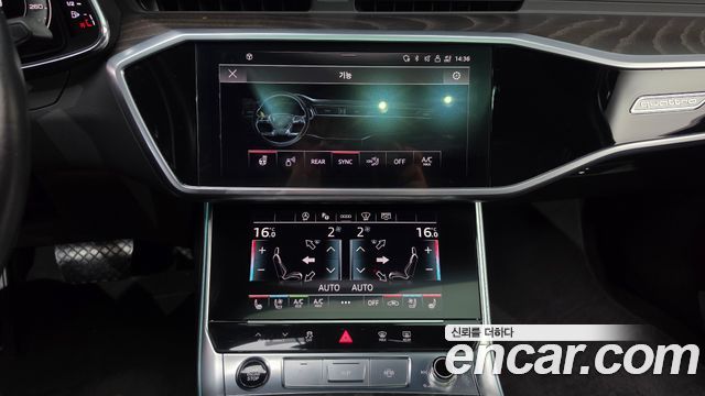 Audi A6 2022 — photo 18