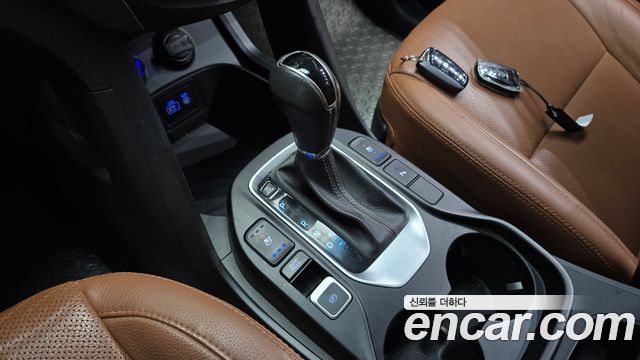 Hyundai Santafe 2016 — photo 12