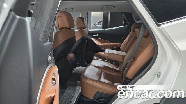 Hyundai Santafe 2016 — photo 18