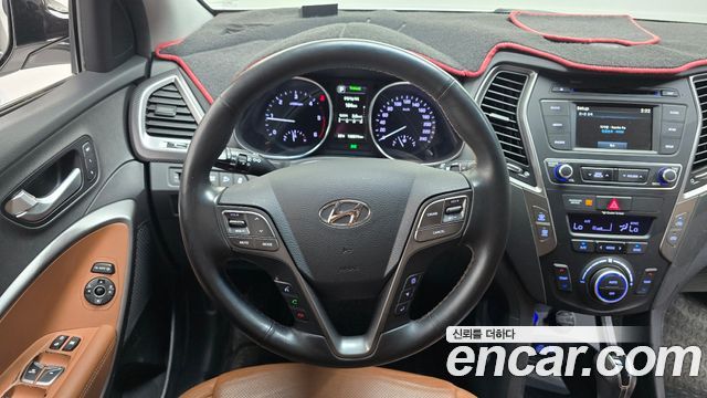 Hyundai Santafe 2016 — photo 19