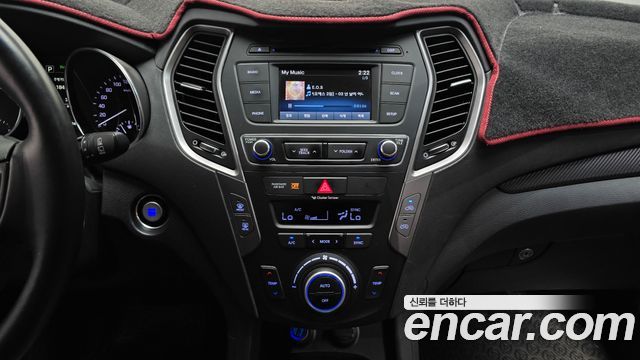 Hyundai Santafe 2016 — photo 22