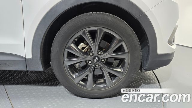 Hyundai Santafe 2016 — photo 7