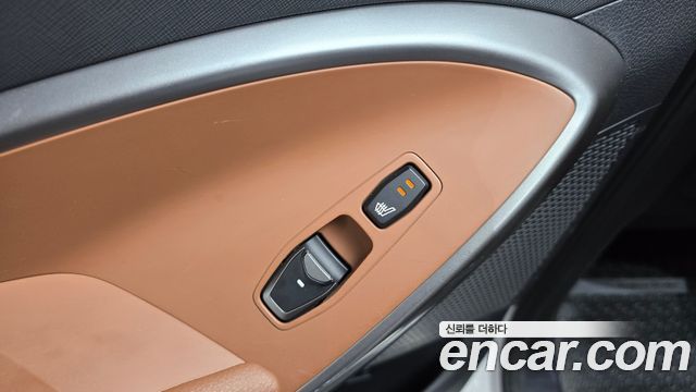 Hyundai Santafe 2016 — photo 31
