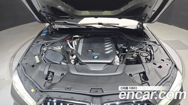 BMW 7-Series 2022 — photo 6