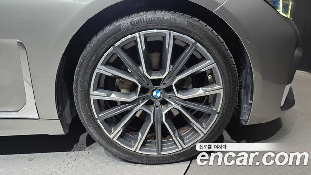 BMW 7-Series 2022 — photo 7