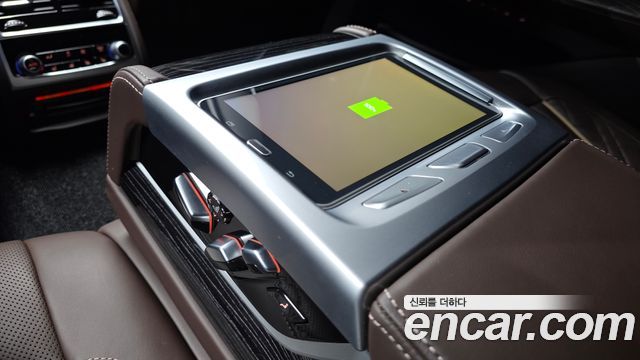 BMW 7-Series 2022 — photo 31