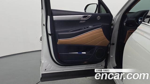 Genesis GV80 2023 — photo 14