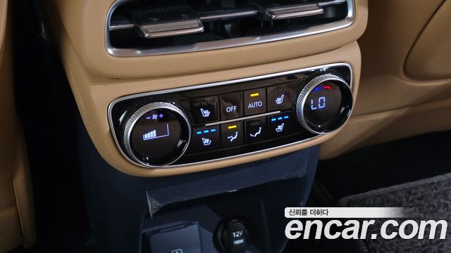 Genesis GV80 2023 — photo 32
