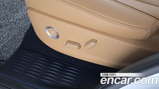 Genesis GV80 2023 — photo 35
