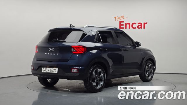 Hyundai Venue 2021 — photo 2