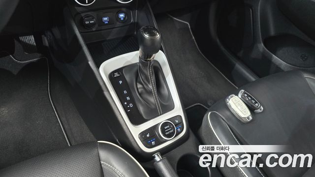 Hyundai Venue 2021 — photo 9