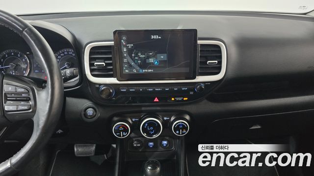 Hyundai Venue 2021 — photo 13