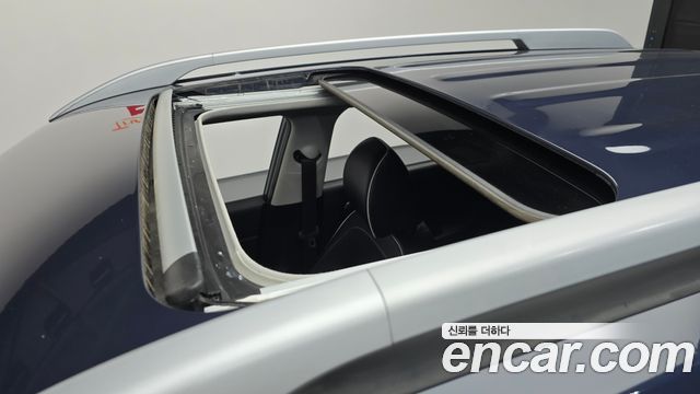 Hyundai Venue 2021 — photo 19