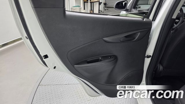 Chevrolet Korea Spark 2017 — photo 15