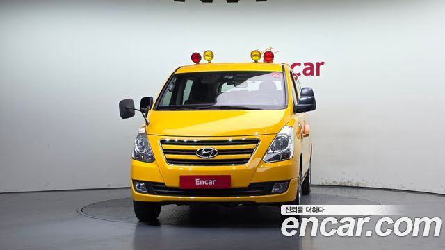 Hyundai Starex 2016 — photo 3