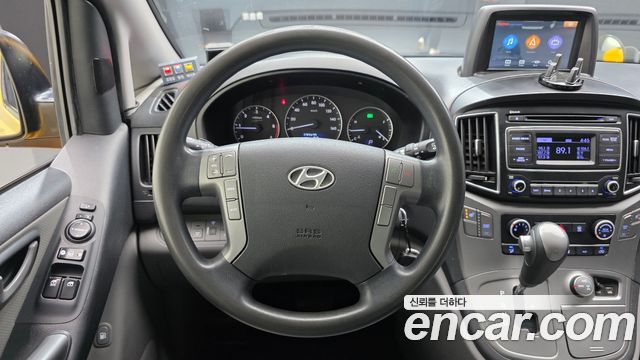 Hyundai Starex 2016 — photo 19