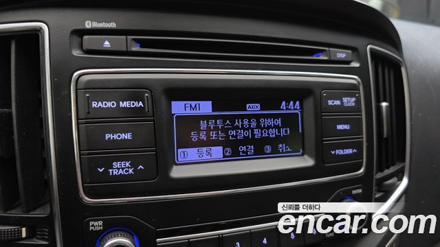 Hyundai Starex 2016 — photo 24