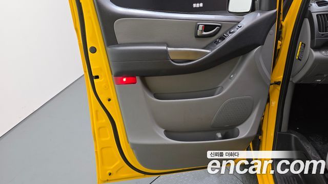 Hyundai Starex 2016 — photo 15