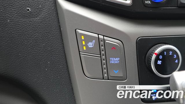 Hyundai Starex 2016 — photo 27