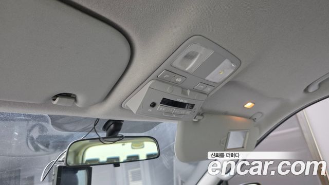 Hyundai Starex 2016 — photo 28