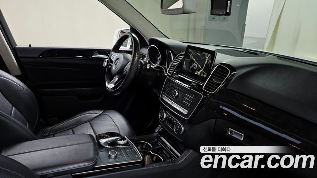 Mercedes-Benz GLE-Class 2016 — photo 20
