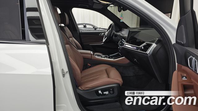 BMW X5 2025 — photo 17