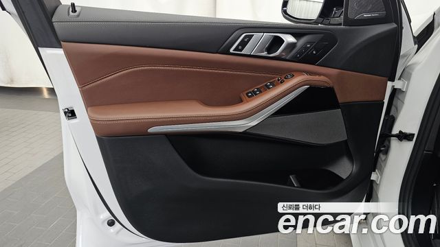 BMW X5 2025 — photo 14