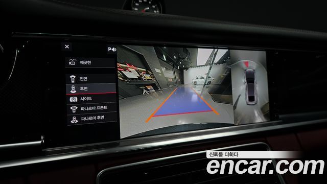 Porsche Panamera 2020 — photo 20