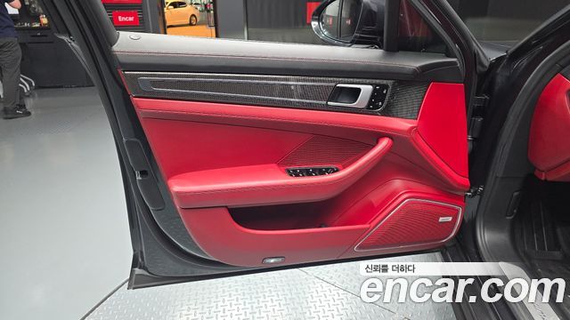 Porsche Panamera 2020 — photo 14