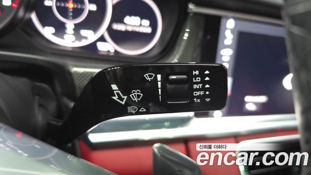 Porsche Panamera 2020 — photo 29