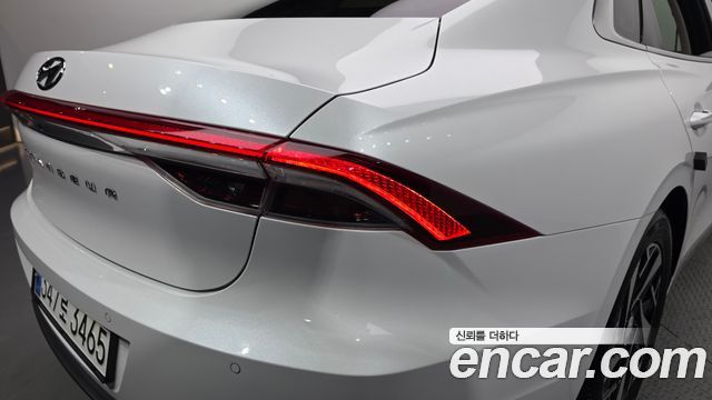 Hyundai Grandeur 2022 — photo 9