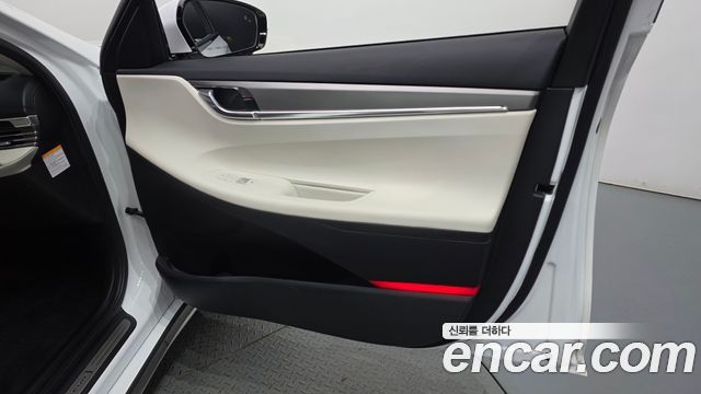 Hyundai Grandeur 2022 — photo 14