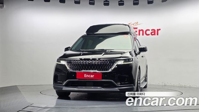 Kia Canival 2023 — photo 3