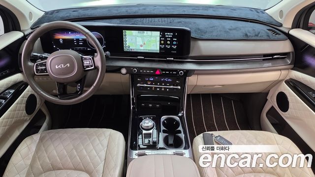Kia Canival 2023 — photo 10